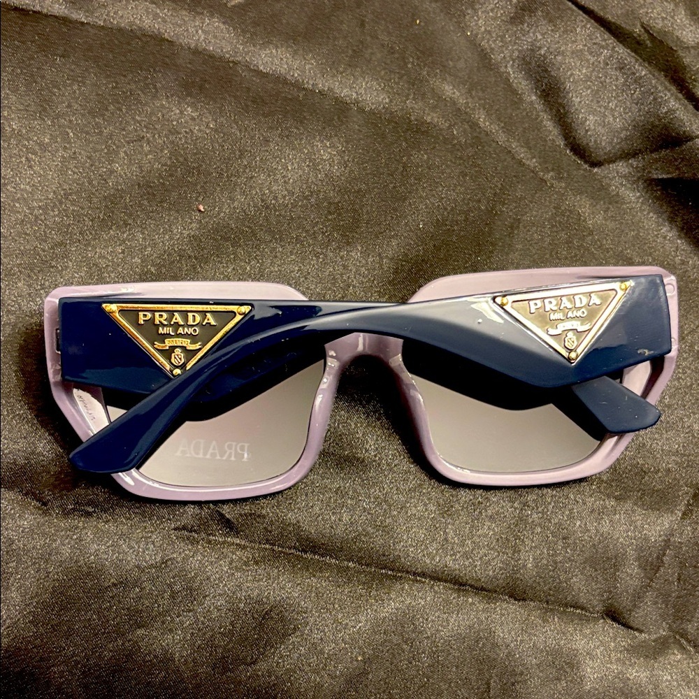 Lavender and Navy Women's Sunglasses NWOT